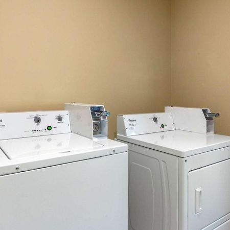 Comfort Suites Greensboro-High Point Екстериор снимка